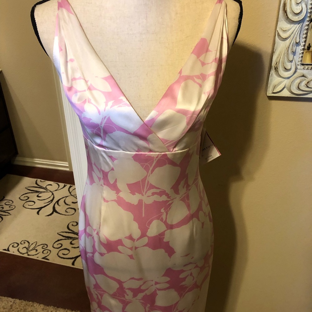 Beautiful floral silk dress NWT